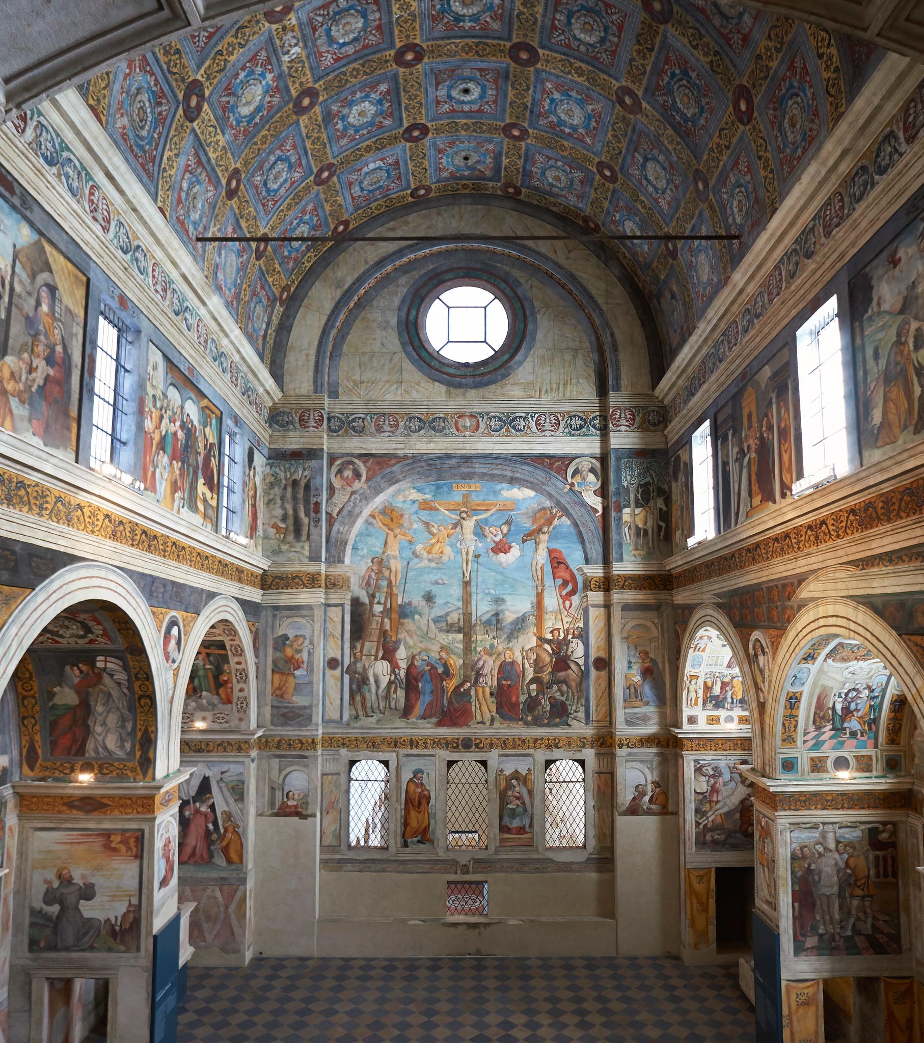 Vista del Coro delle Monache nel Museo di Santa Giulia, Brescia — Archivio fotografico Musei Civici di Brescia